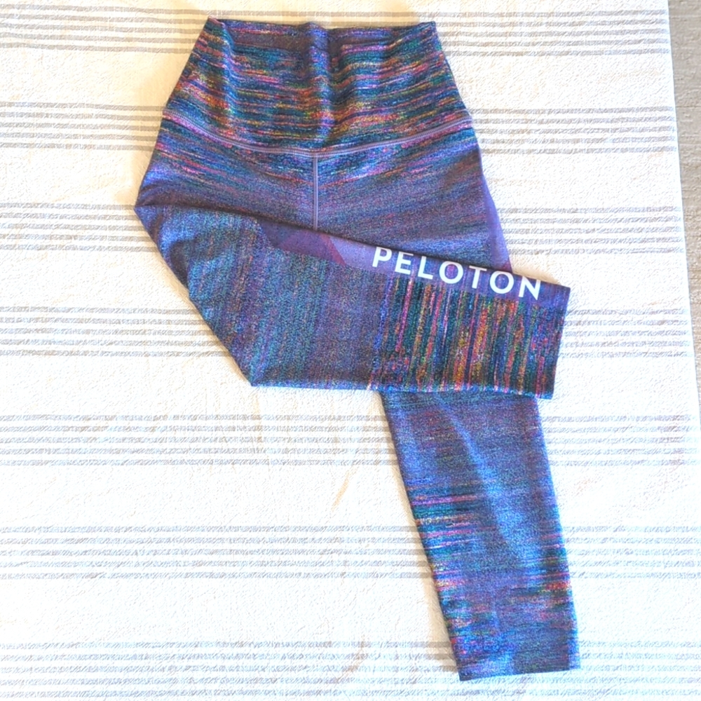 WITH Peloton 3/4 Leggings / Capris